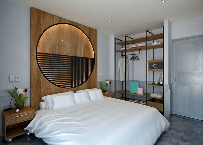 Singular Joy Downtown Residences 3*