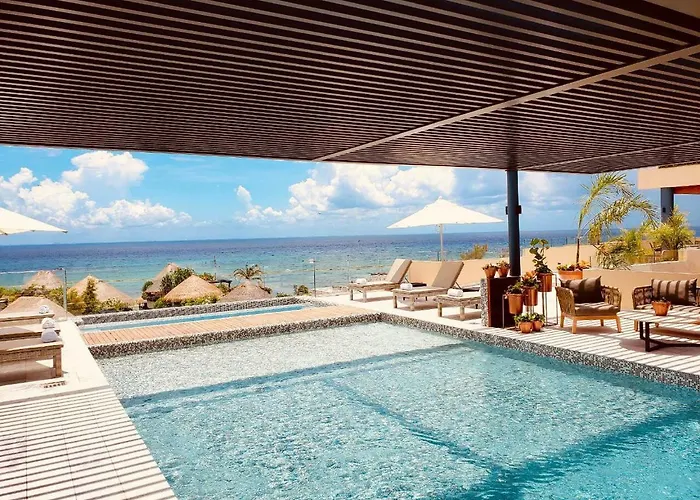 Singular Joy Downtown Residences Hotel