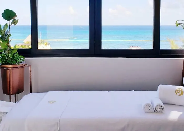 Singular Joy Downtown Residences Hotel